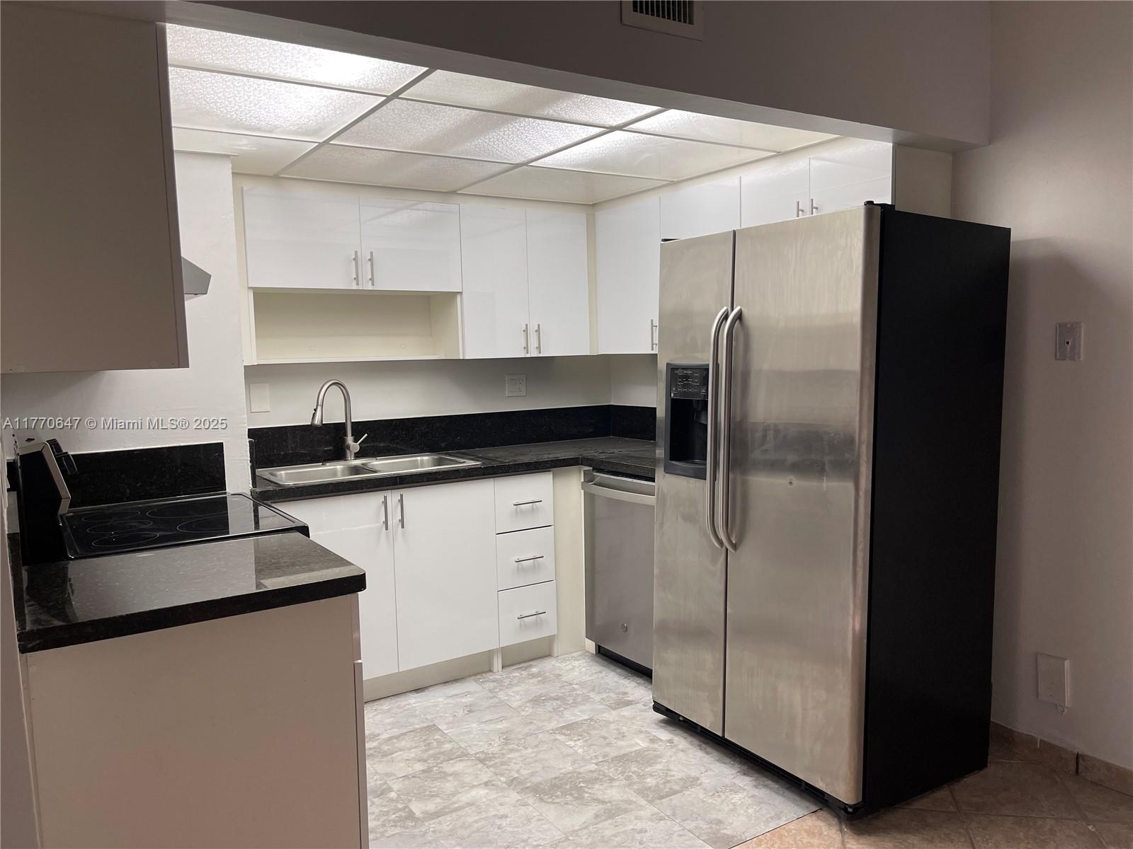 83dcefb7-2105 6175 NW 57th St # 116, Tamarac FL 33319 — #A11770647