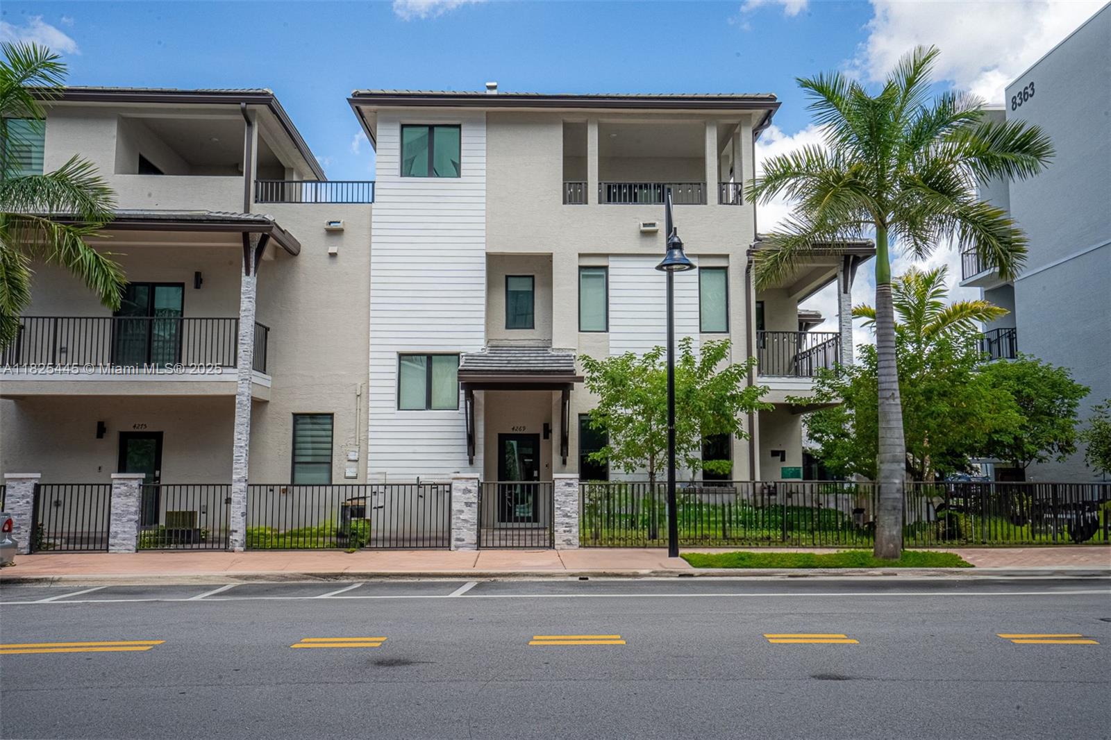 4269 NW 83rd Path, Doral FL 33166 — #A11825445