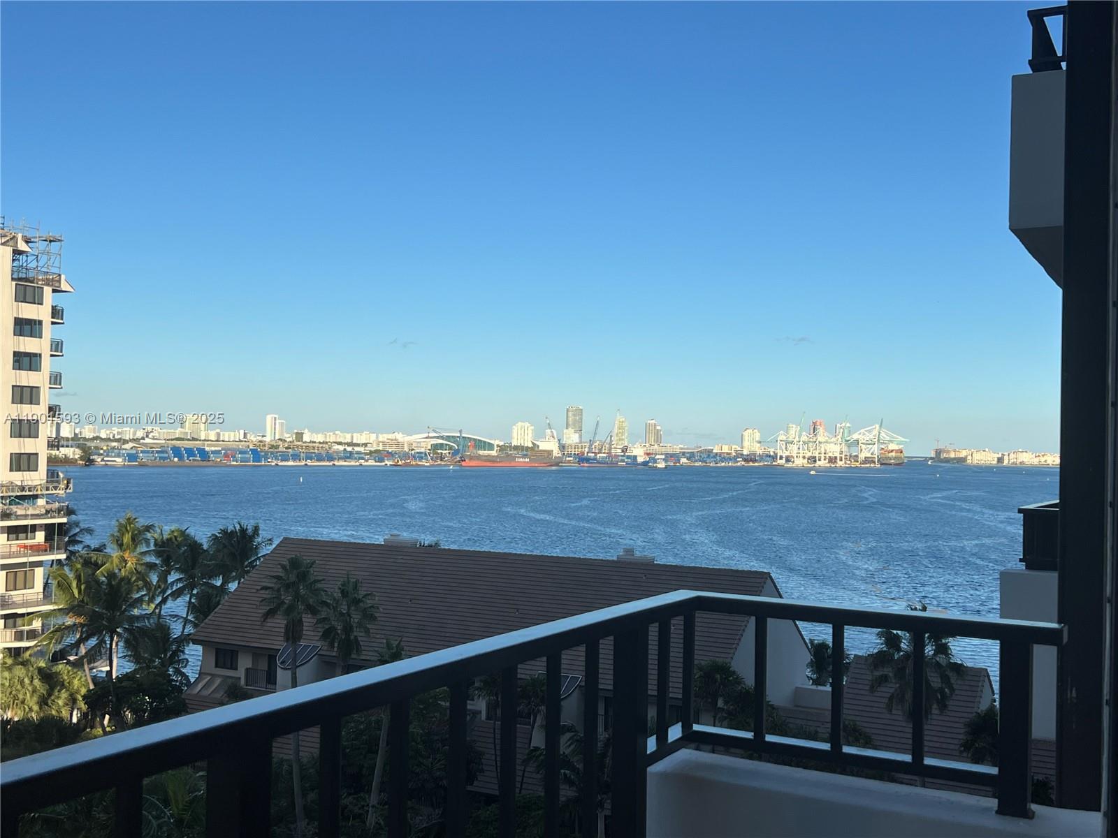83dcefb7-2207 520 Brickell Key Dr # A900, Miami FL 33131 — #A11901593