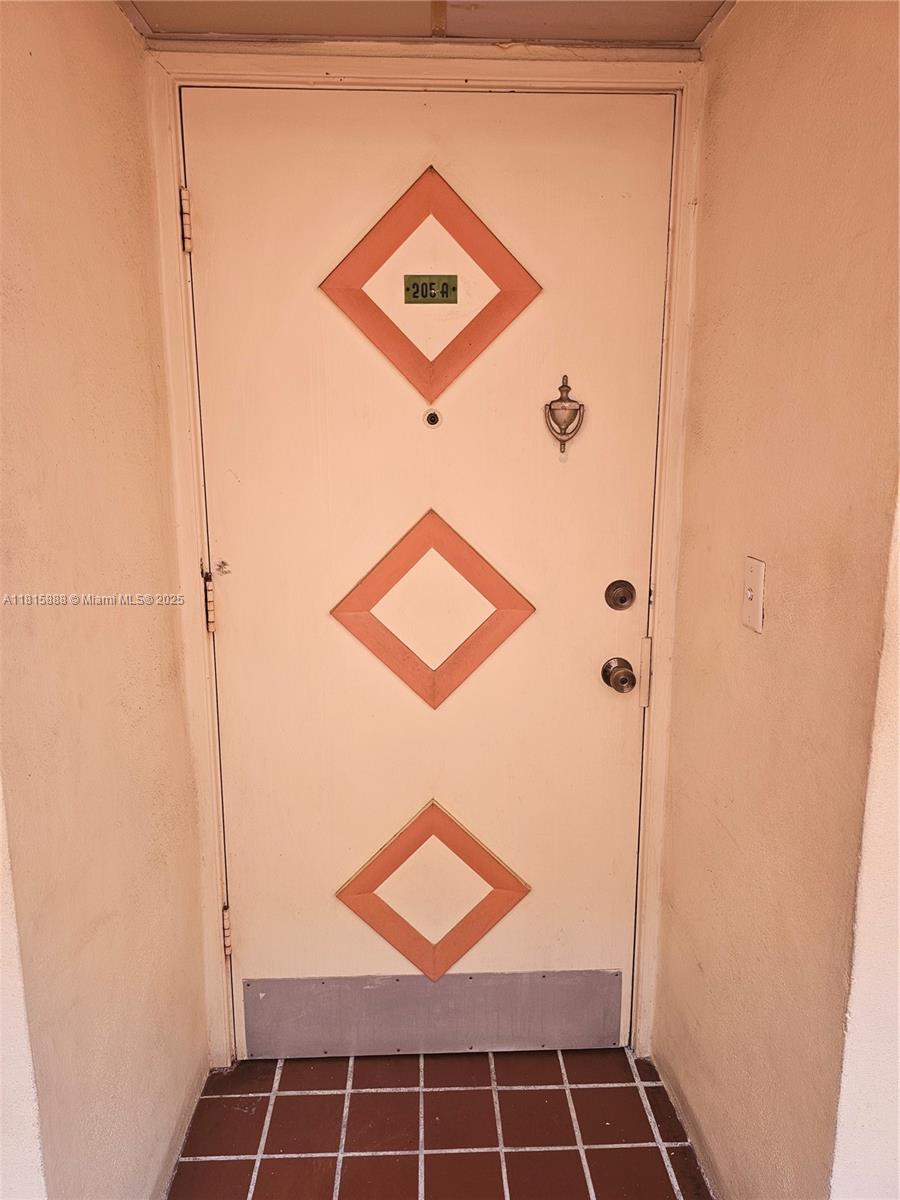 83dcefb7-2217 215 SE 3rd Ave # 205A, Hallandale Beach FL 33009 — #A11815888