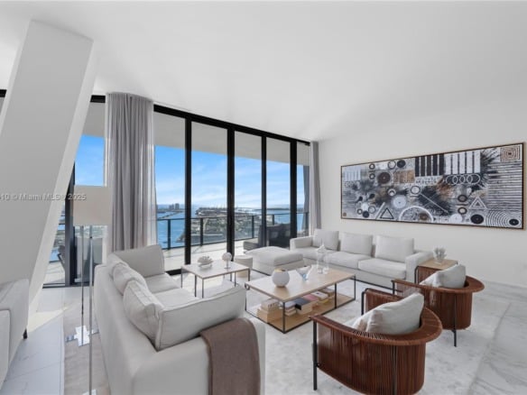 1000 Biscayne Blvd # 4901, Miami FL 33132 — #A11907510