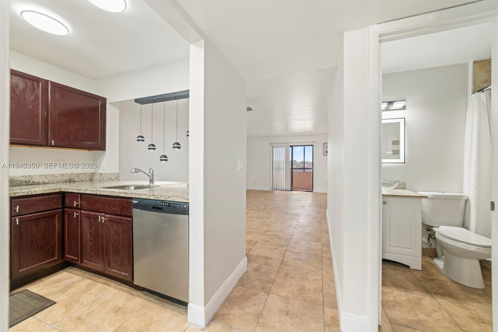 880 NE 207th Ter # 10, Miami FL 33179 — #A11940350