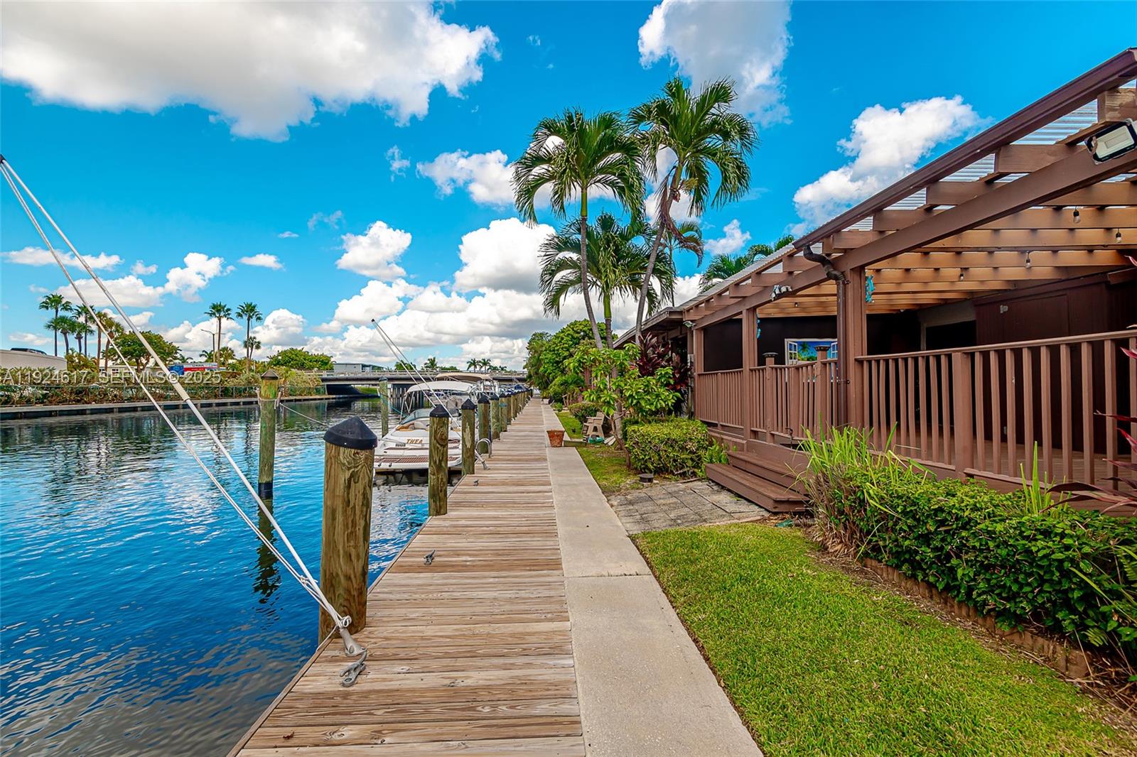 83dcefb7-2279 2621 S Parkview Dr, Hallandale Beach FL 33009 — #A11924617