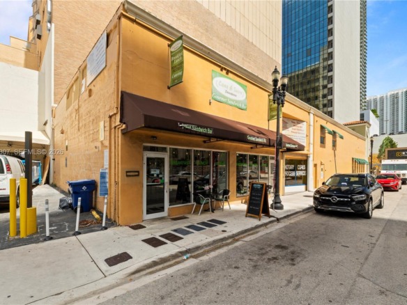 21 NW Miami Ct, Miami FL 33128 — #A11940307