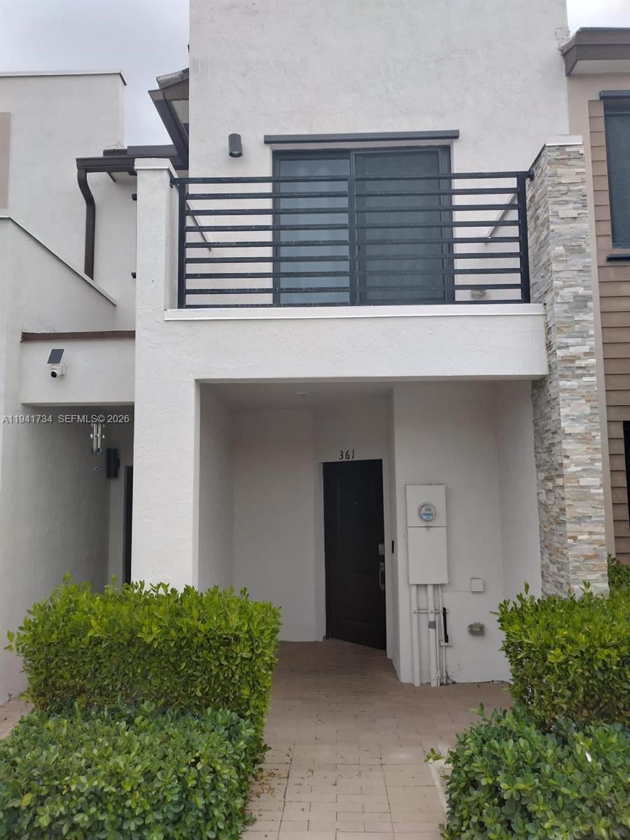 361 NE 208th Ter, Miami FL 33179 — #A11941734