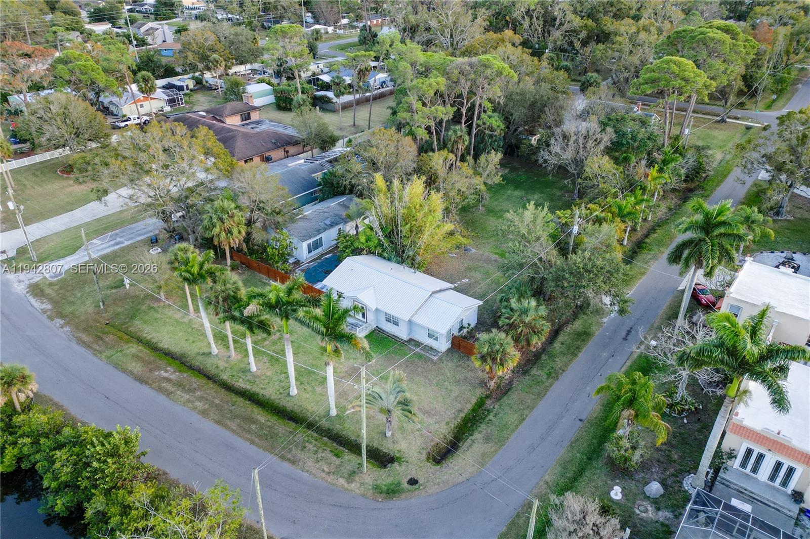 302 5th St SW, Other City – In The State Of Florida FL 33570 — #A11942807