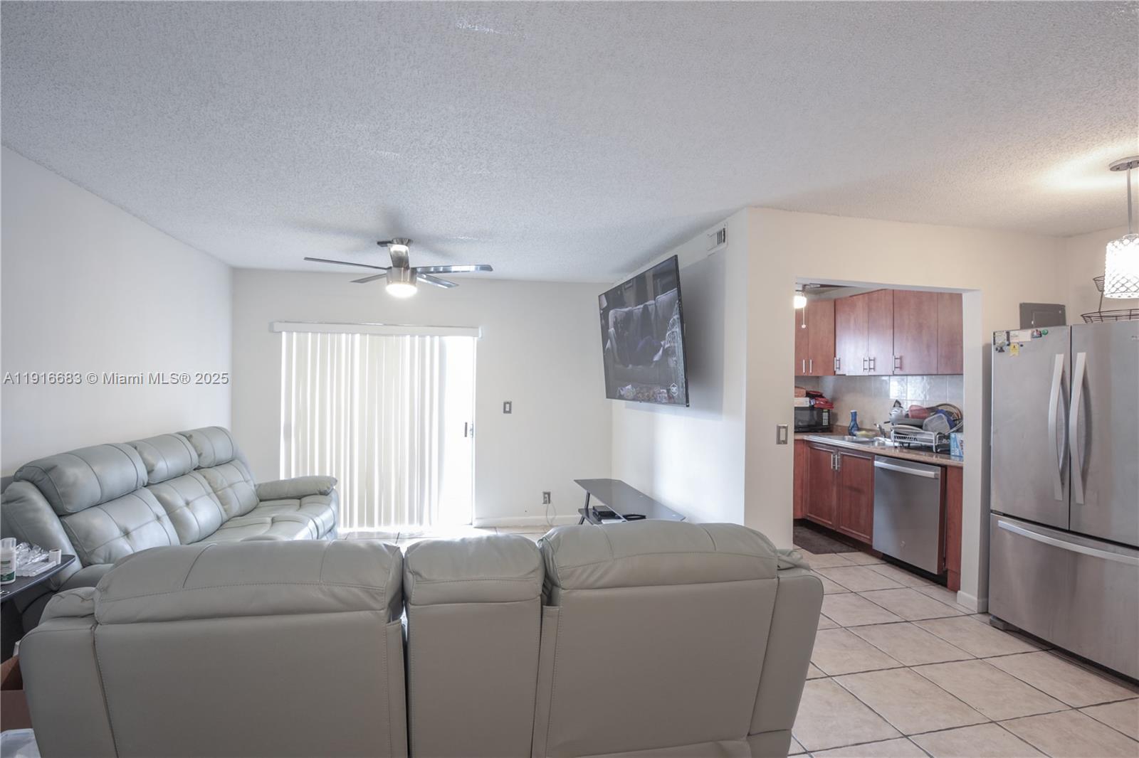 83dcefb7-2397 7561 NW 16th St # 2305, Plantation FL 33313 — #A11916683