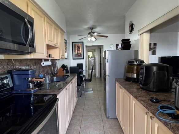 71 NW 76th St # 5, Miami FL 33150 — #A11847711