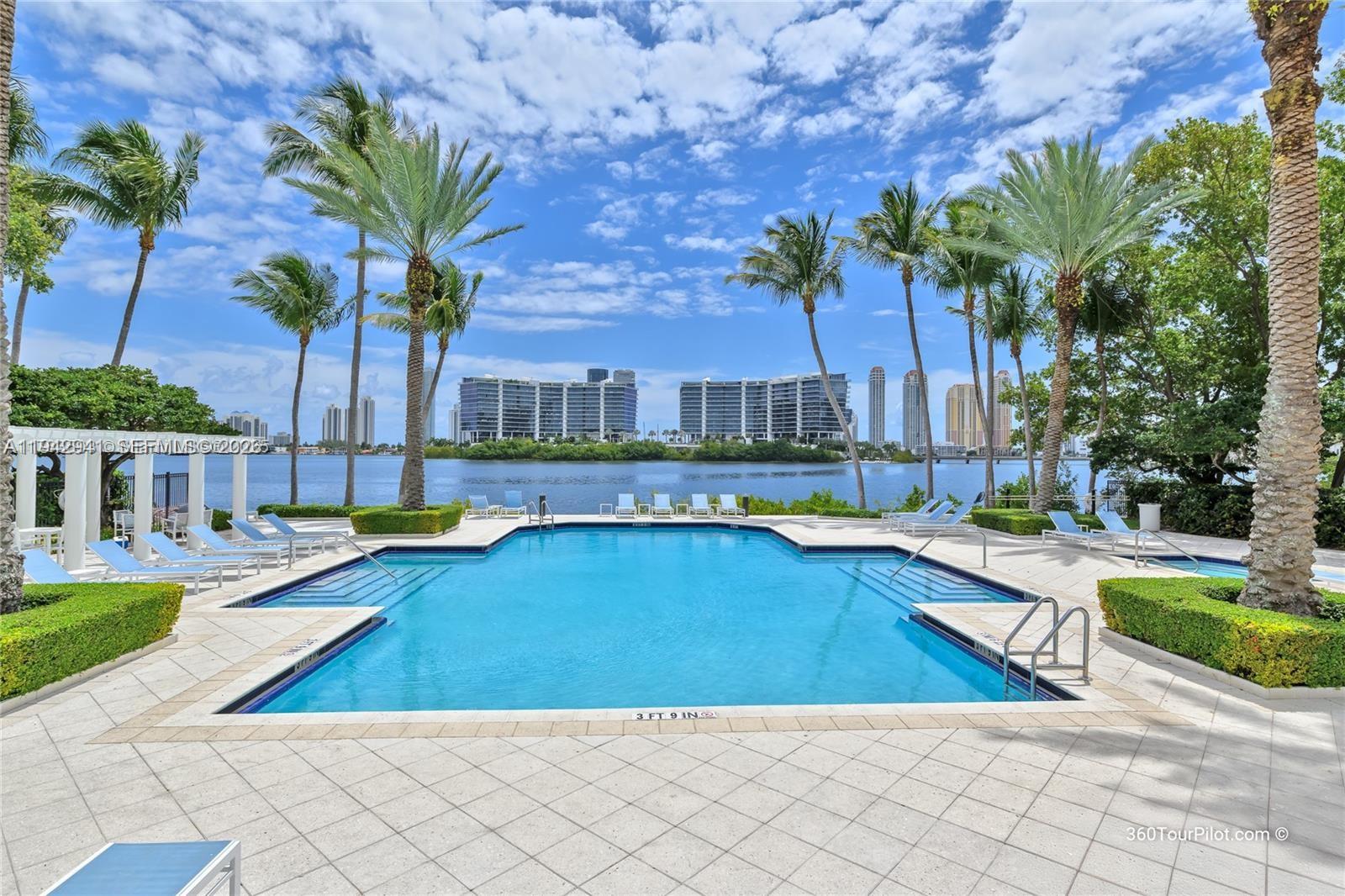 83dcefb7-2428 3215 NE 184th St # 14301, Aventura FL 33160 — #A11942941