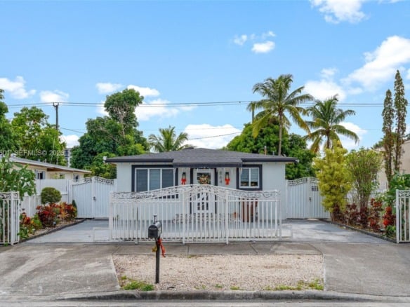 864 E 29th St, Hialeah FL 33013 — #A11943501