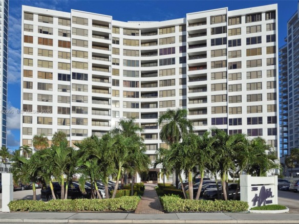 3505 S Ocean Dr # 105, Hollywood FL 33019 — #A10160096