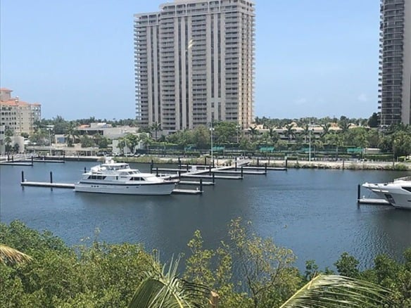 19701 E Country Club Dr # 5606, Aventura FL 33180 — #A10664418