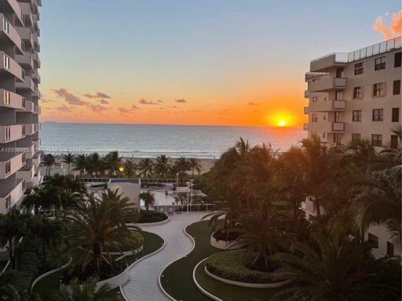100 Lincoln Rd # 719, Miami Beach FL 33139 — #A10959685