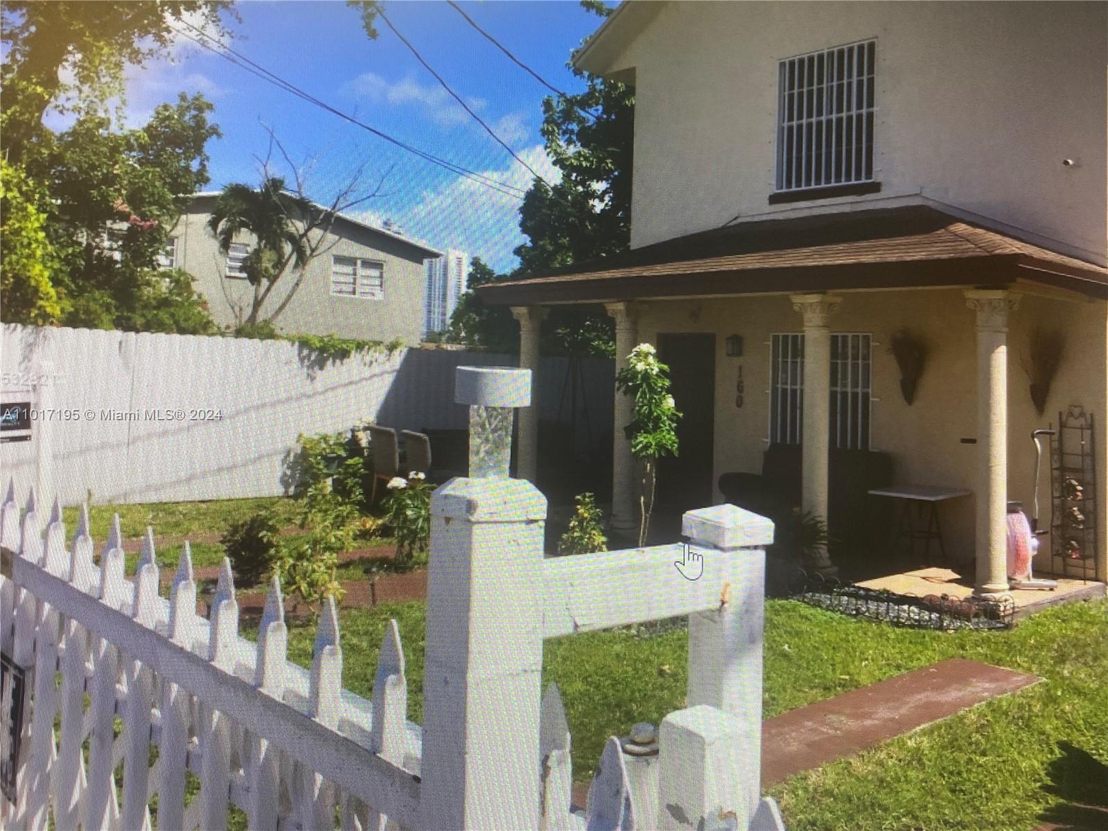 83dcefb7-2538 160 NW 27th St, Miami FL 33127 — #A11017195