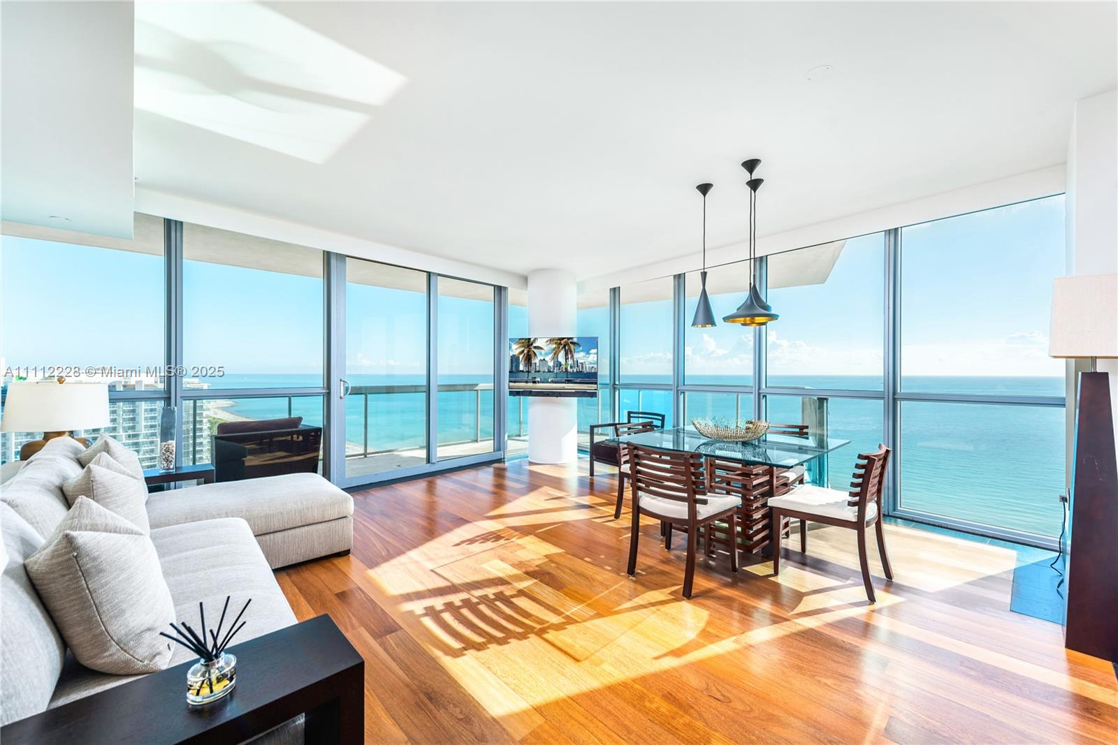 83dcefb7-2585 101 20th St # 2707, Miami Beach FL 33139 — #A11112228