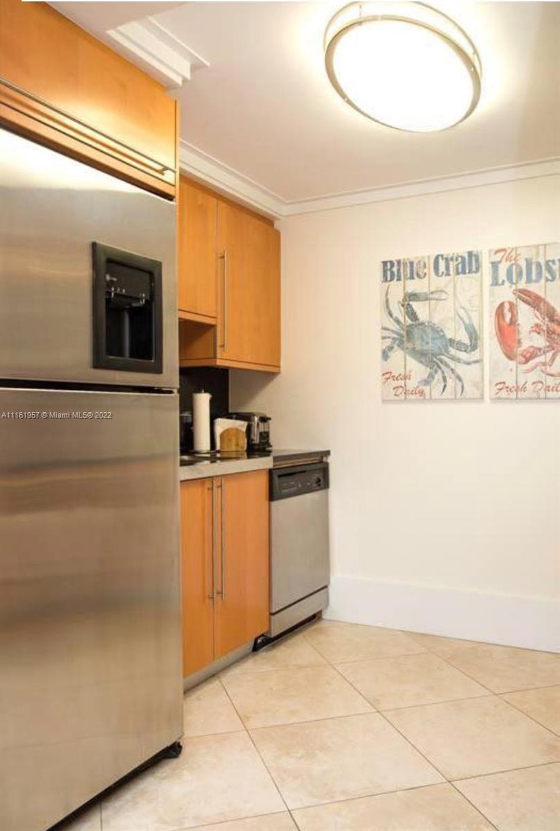 83dcefb7-2624 6365 Collins Ave # 2409, Miami Beach FL 33141 — #A11161957