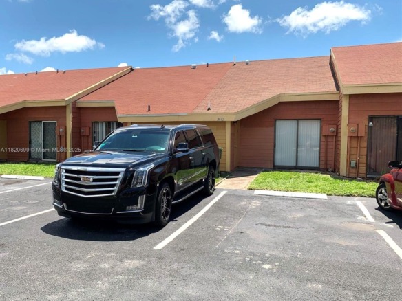 2442 NW 55th Ter, Lauderhill FL 33313 — #A11820699