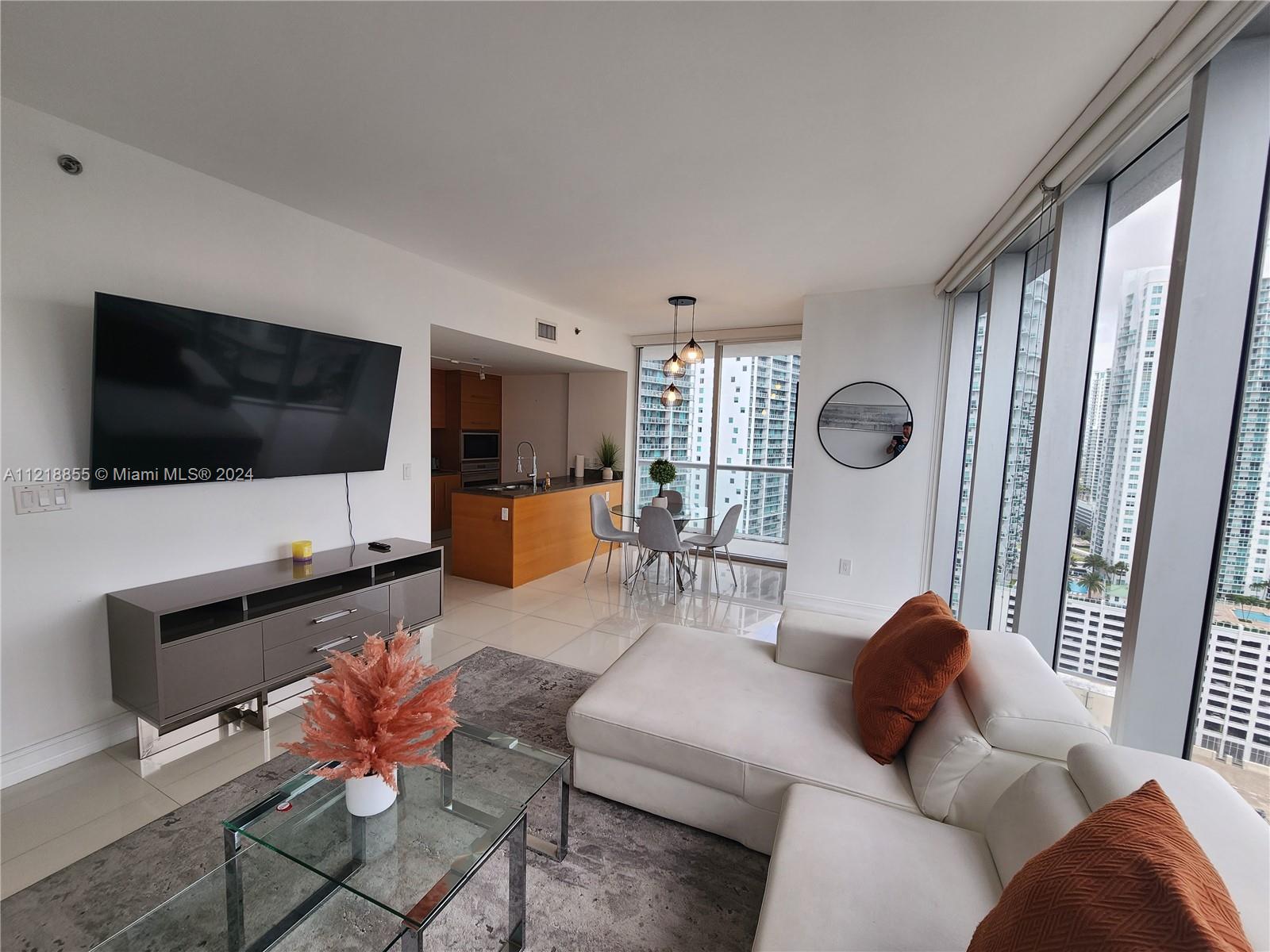 83dcefb7-2686 485 Brickell Ave # 2504, Miami FL 33131 — #A11218855