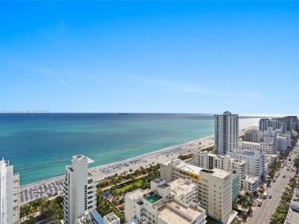 4401 COLLINS AV, Miami Beach FL 33140 — #A11224323