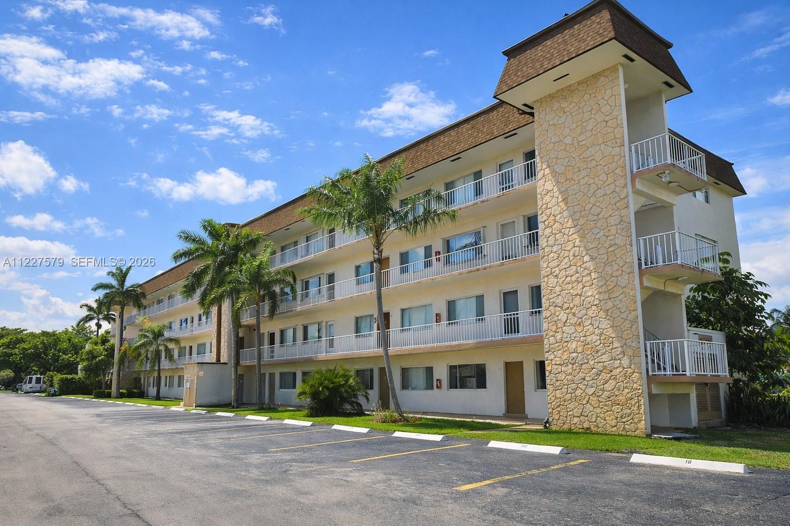 83dcefb7-2698 6289 Lear Dr # 306, Lake Worth FL 33462 — #A11227579