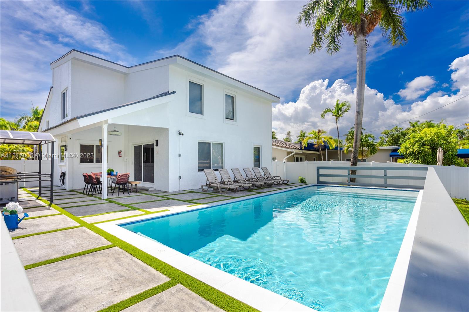 83dcefb7-2786 1109 Hollywood Blvd, Hollywood FL 33019 — #A11317805