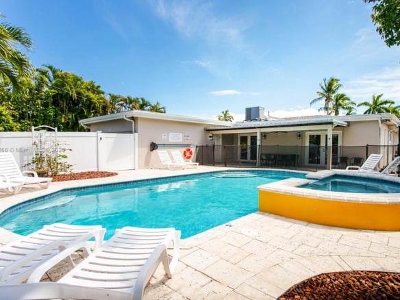 1311 Rodman St, Hollywood FL 33019 — #A11318266