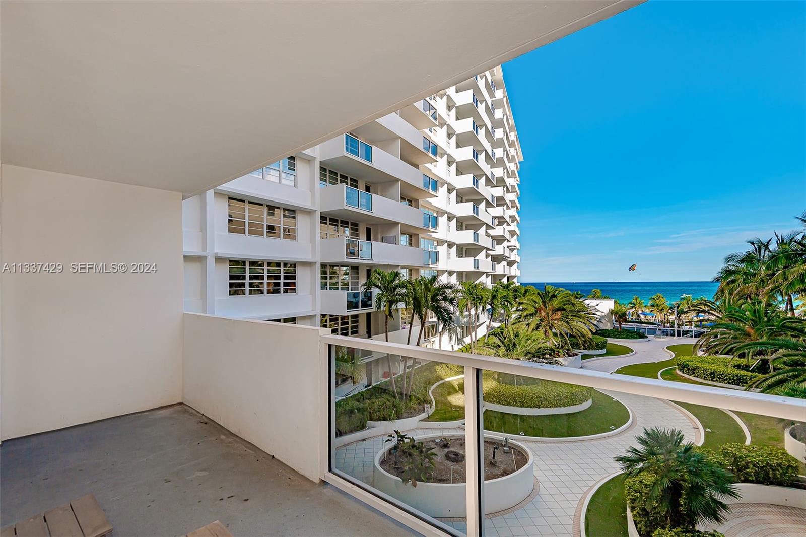 83dcefb7-2824 100 Lincoln Rd # 519, Miami Beach FL 33139 — #A11337429