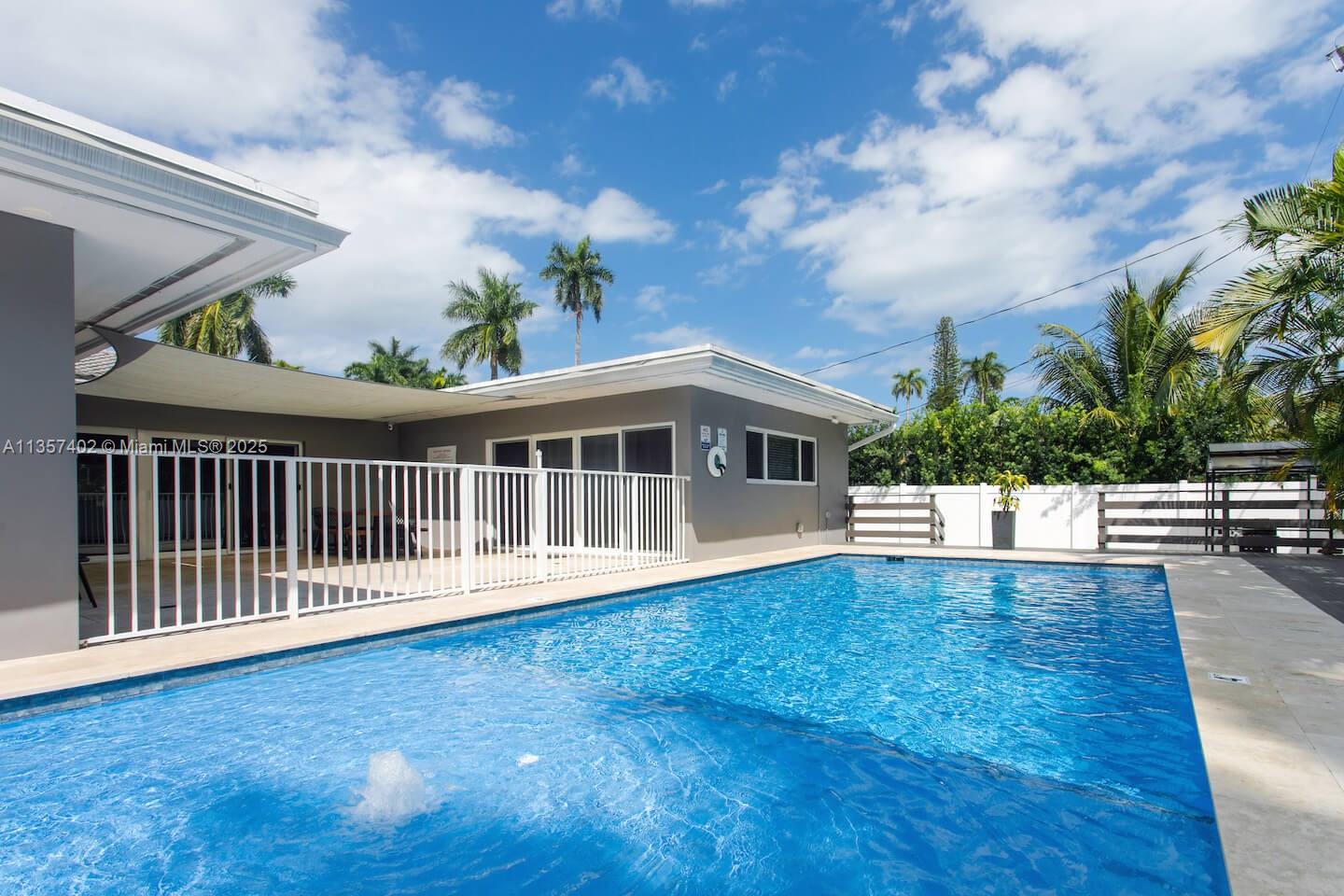 83dcefb7-2846 1218 Hollywood Blvd, Hollywood FL 33019 — #A11357402