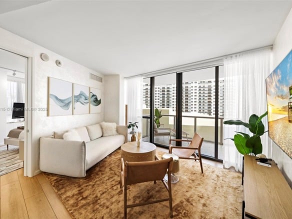 2201 Collins Ave # 811, Miami Beach FL 33139 — #A11378315