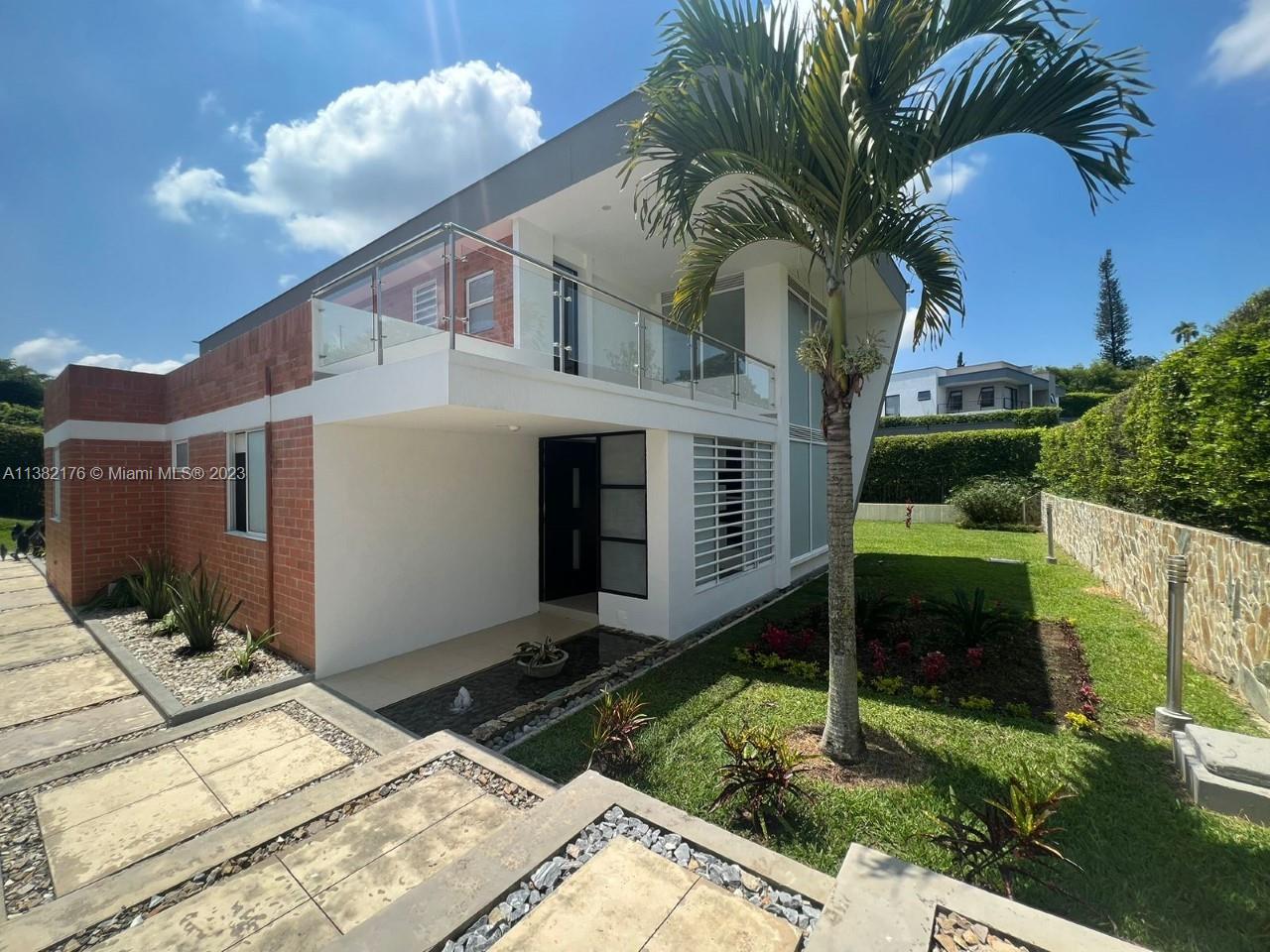 83dcefb7-2897 Las Marias, Kilometer 2 Via Cerritos, La Virginia, casa 16, Pereira, CO 660008 — #A11382176