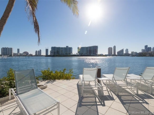 3235 NE 184th St # 11105, Aventura FL 33160 — #A11383319