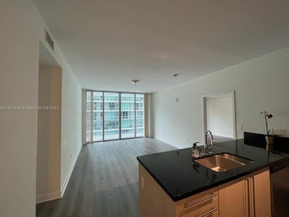 1111 SW 1st Ave, Miami FL 33130 — #A11391438