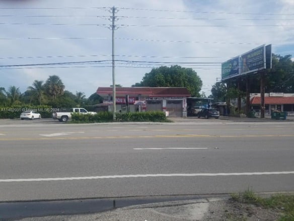 3750 N 10th Ave N, Palm Springs FL 33461 — #A11402031