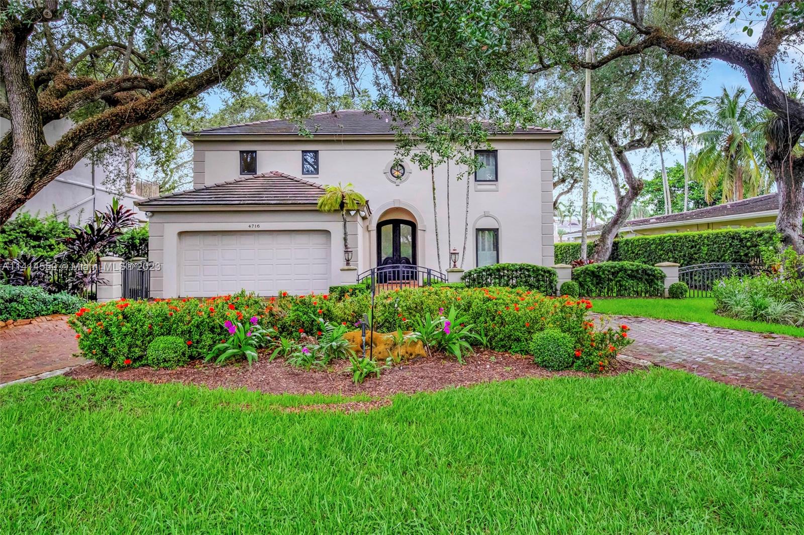 83dcefb7-2949 4716 University Dr, Coral Gables FL 33146 — #A11414550