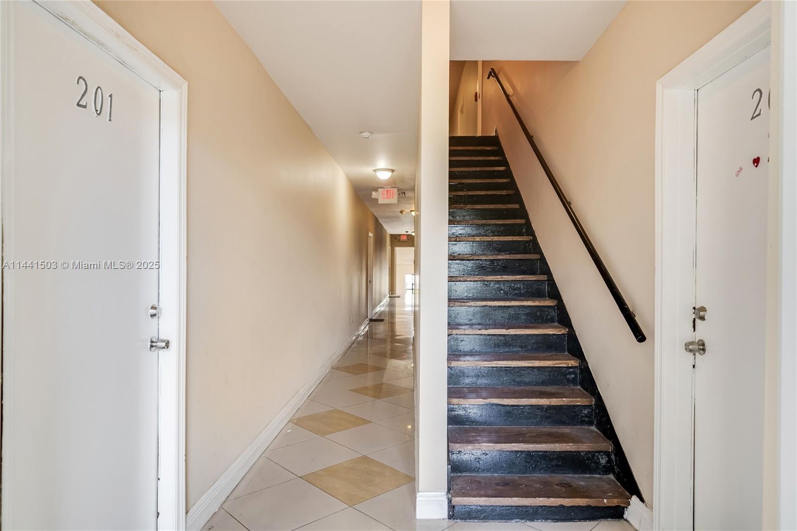 83dcefb7-2993 440 SW 5th Ave, Miami FL 33130 — #A11441503
