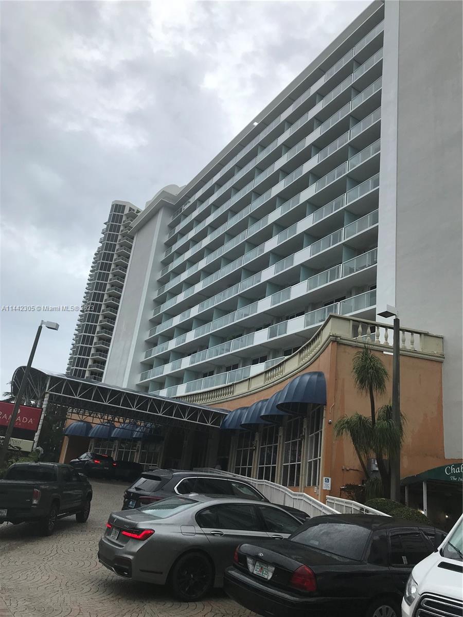 83dcefb7-2994 19201 Collins Ave # 637, Sunny Isles Beach FL 33160 — #A11442305