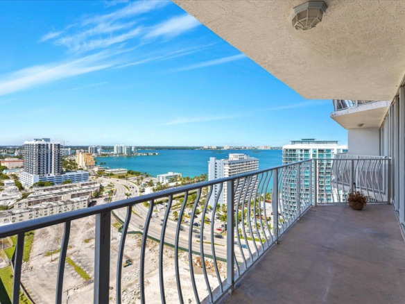 7601 E Treasure Dr # 2404, North Bay Village FL 33141 — #A11459710