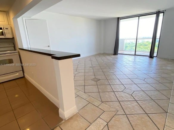 13499 Biscayne Blvd # 1505, North Miami FL 33181 — #A11466354