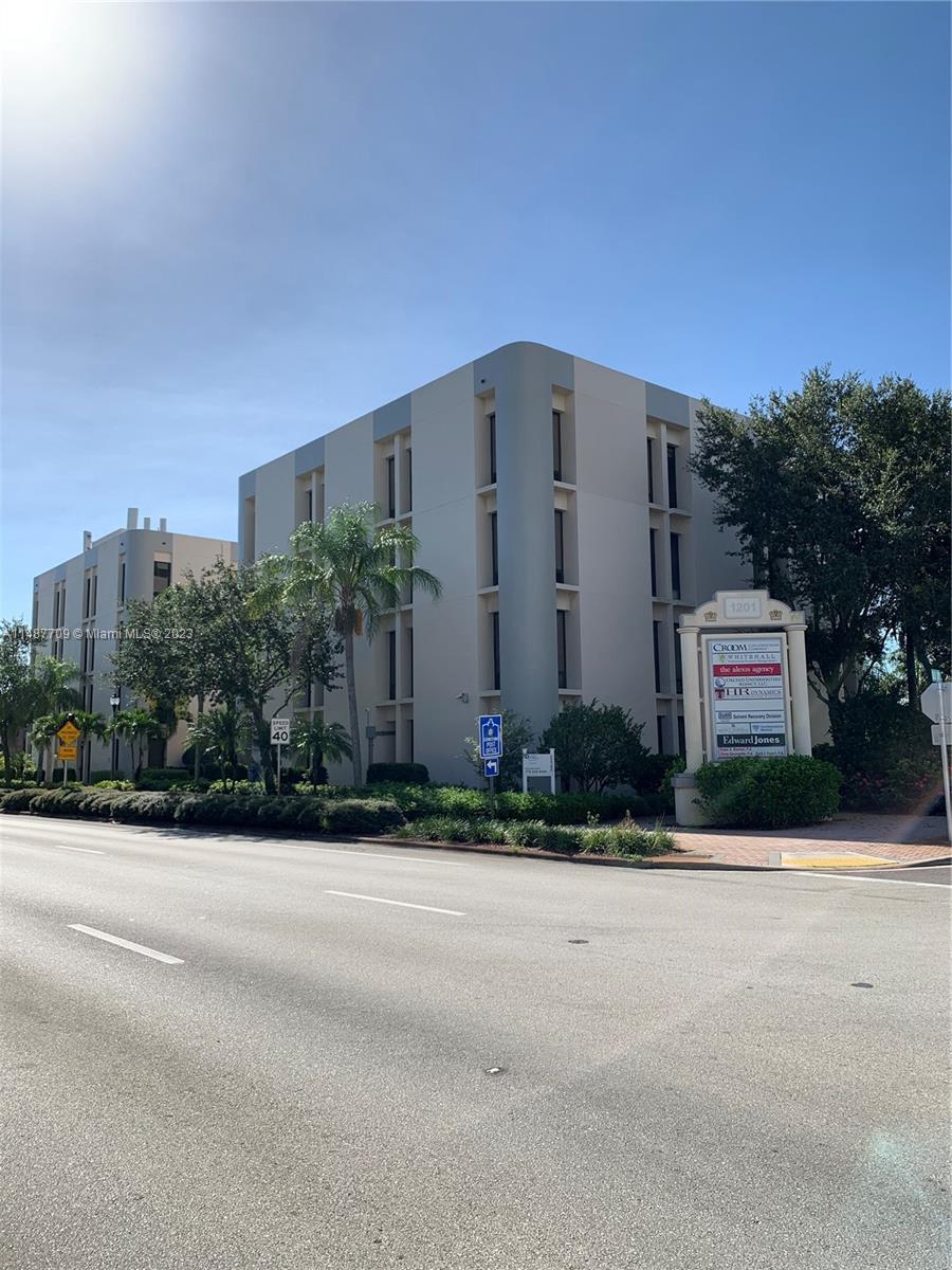 83dcefb7-3075 1201 19th Pl, FL 32960 — #A11487709