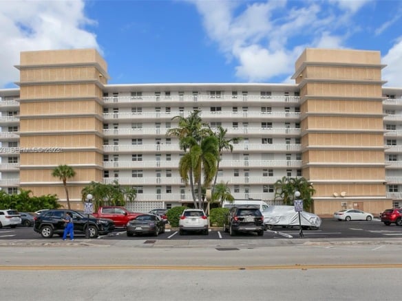 410 Golden Isles Dr # 202, Hallandale Beach FL 33009 — #A11498653