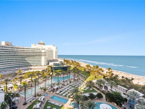 4391 COLLINS AV # 1007, Miami Beach FL 33140 — #A11523174