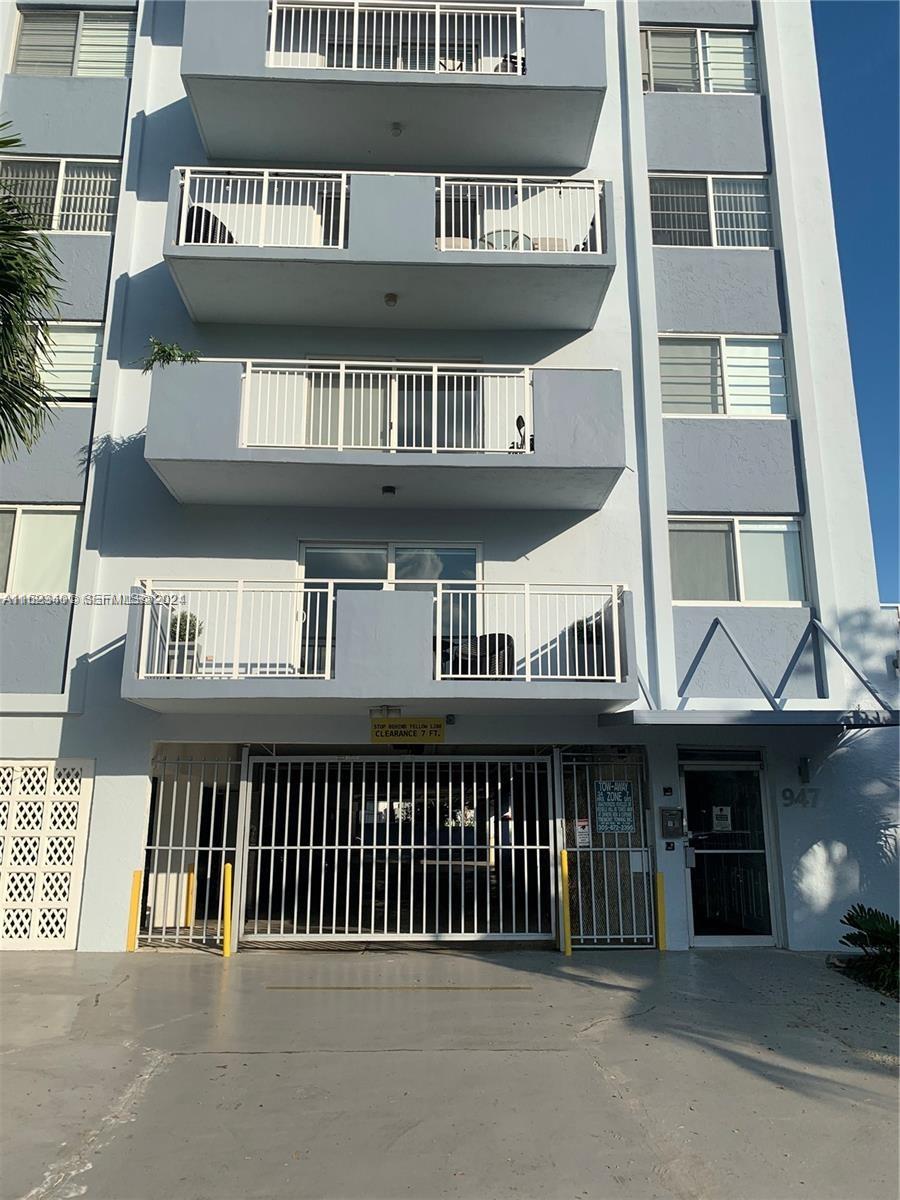 83dcefb7-3173 947 Lenox Ave # 204, Miami Beach FL 33139 — #A11523401