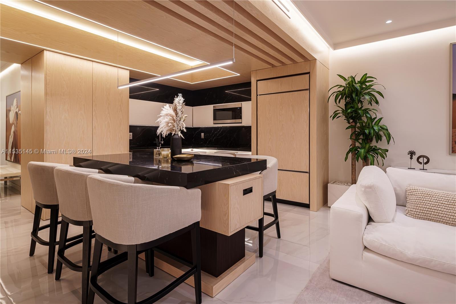 83dcefb7-3211 19115 Fisher Island Dr # 19115, Miami Beach FL 33109 — #A11535145
