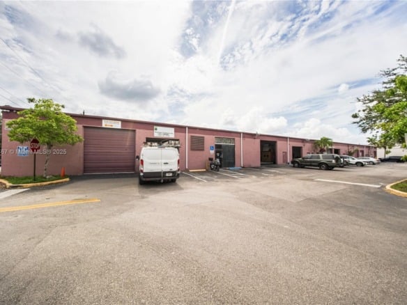1375 NW 65TH AV, Plantation FL 33313 — #A11536467