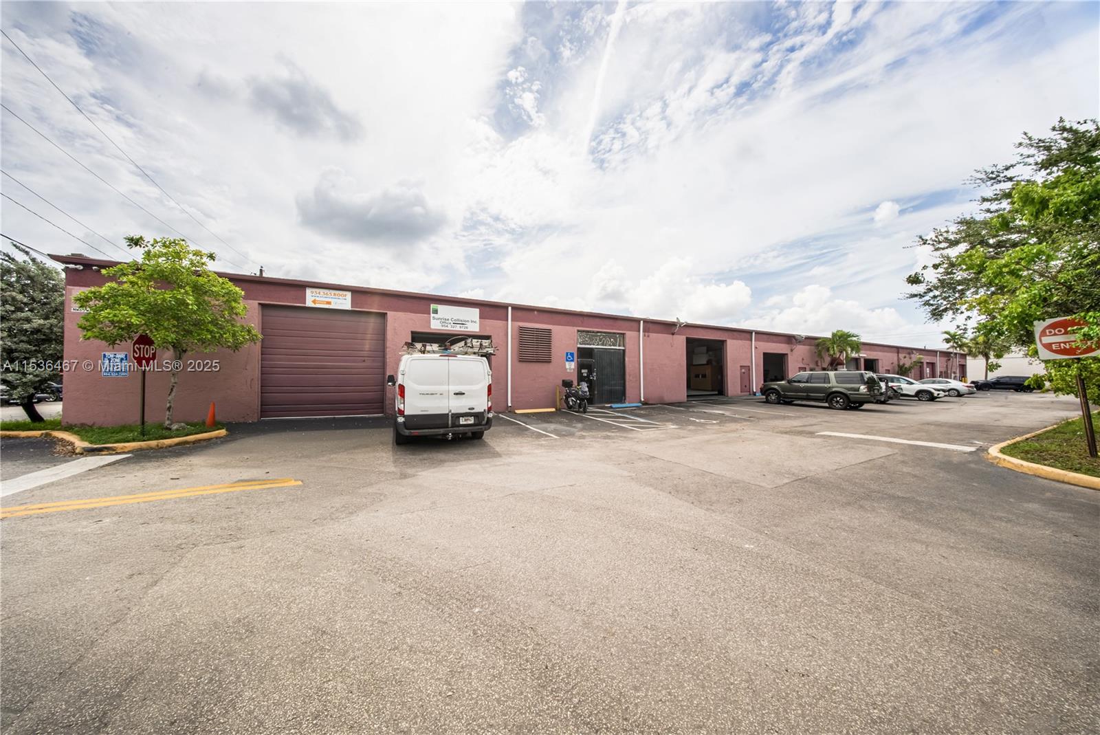 83dcefb7-3216 1375 NW 65TH AV, Plantation FL 33313 — #A11536467