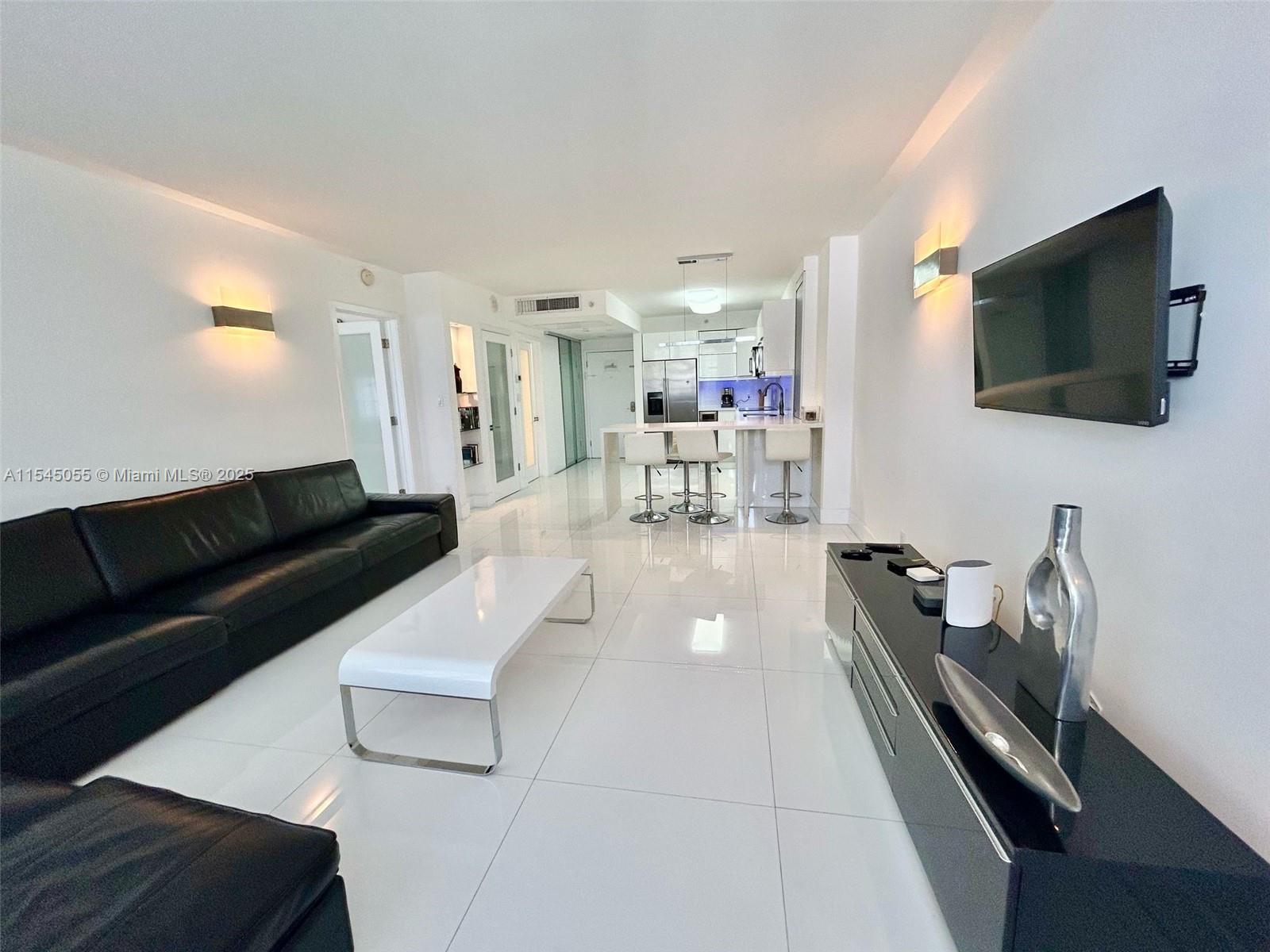 83dcefb7-3245 Listing #A11545055