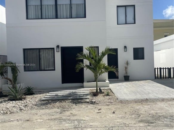 3 SW Calle el sol, Re — #A11548536