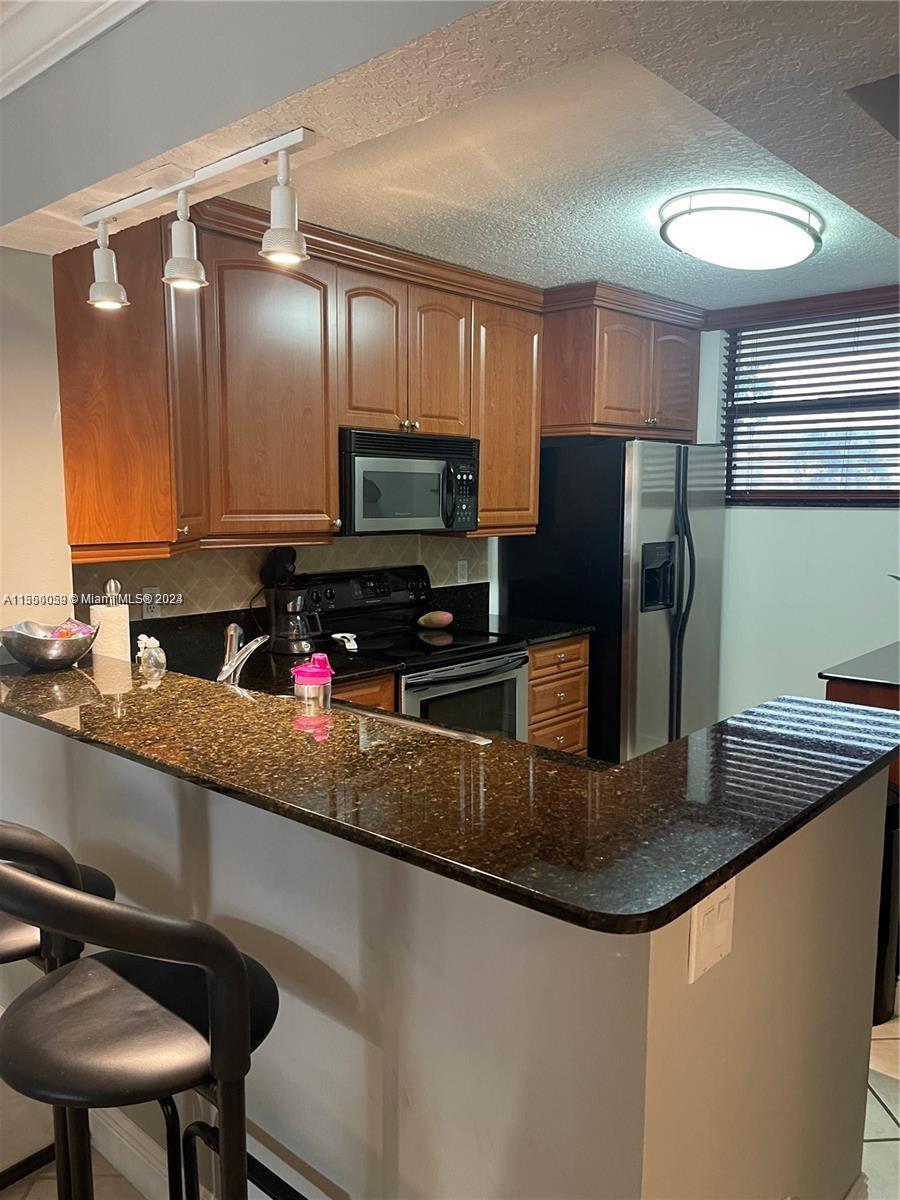 83dcefb7-3273 110 Lake Emerald Dr # 203, Oakland Park FL 33309 — #A11550059