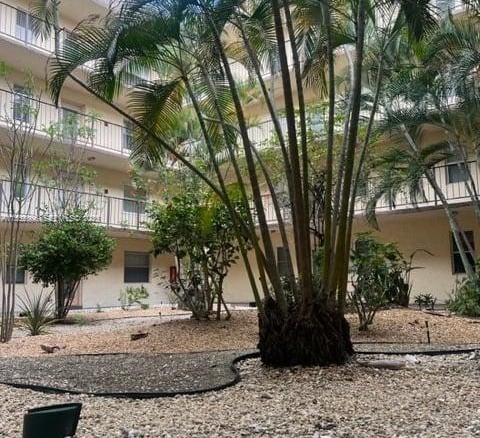 2871 Somerset Dr # 218, Lauderdale Lakes FL 33311 — #A11552006