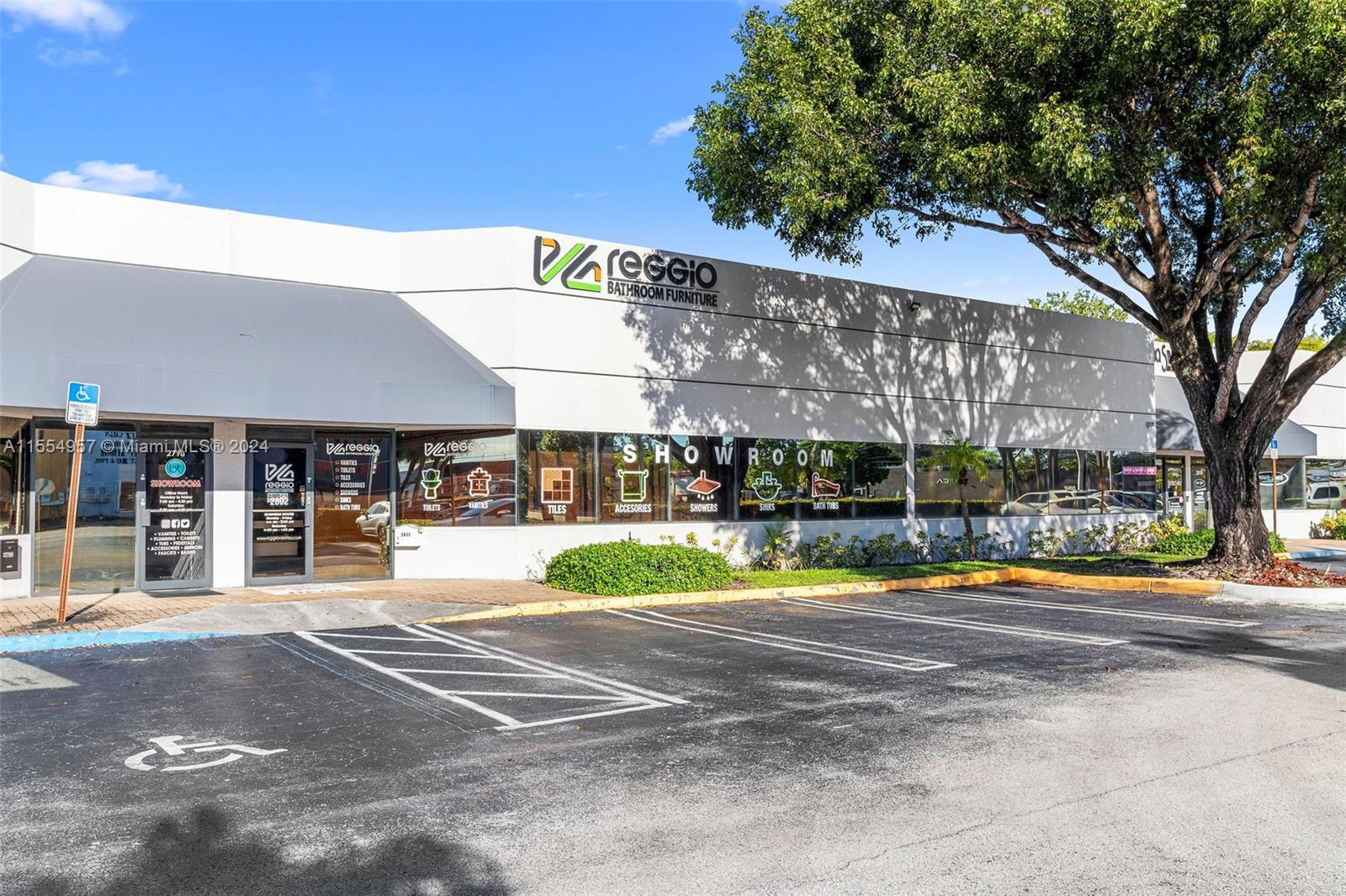 83dcefb7-3300 Bath Vanities/Accessories and Flooring, Doral FL 33122 — #A11554957